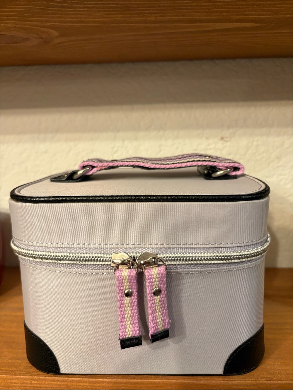 Women’s Small Cosmetic Train Case - Pink and Light Gray